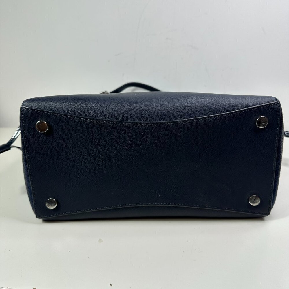 MICHAEL Michael Kors Voyager East West Logo Tote Bag Navy - Picture 10 of 15